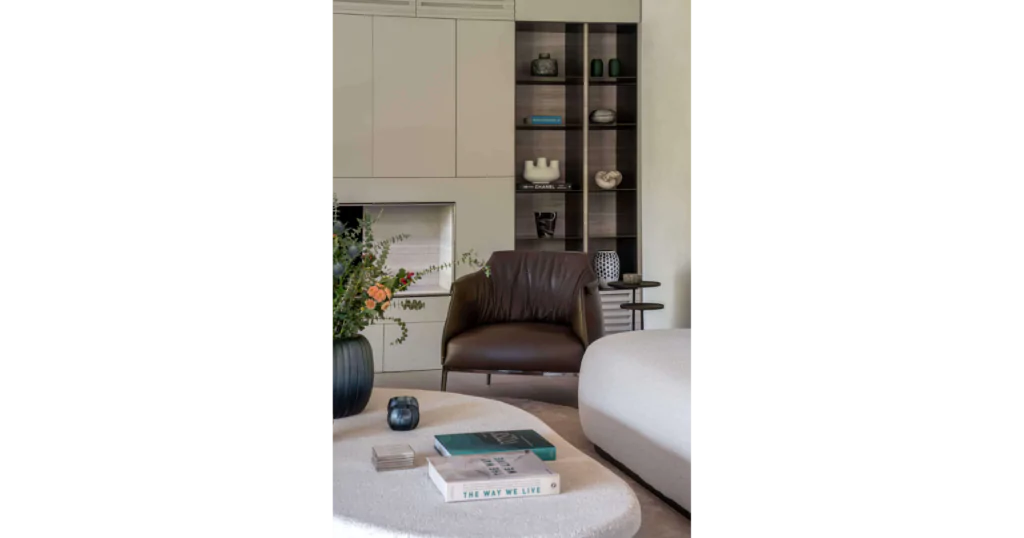 Healthy interior project management using Trello board and recycled materials