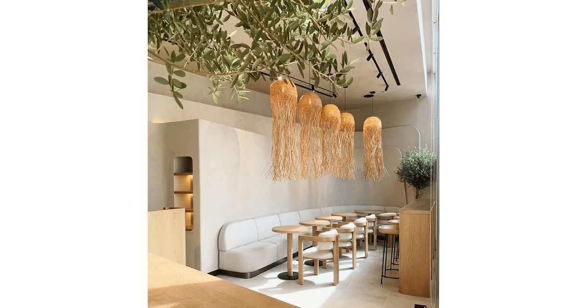 Mindful studio in Y.M. Mindful Studio by MORANID, featuring biophilic elements and natural materials, and natural materials and warm textures.