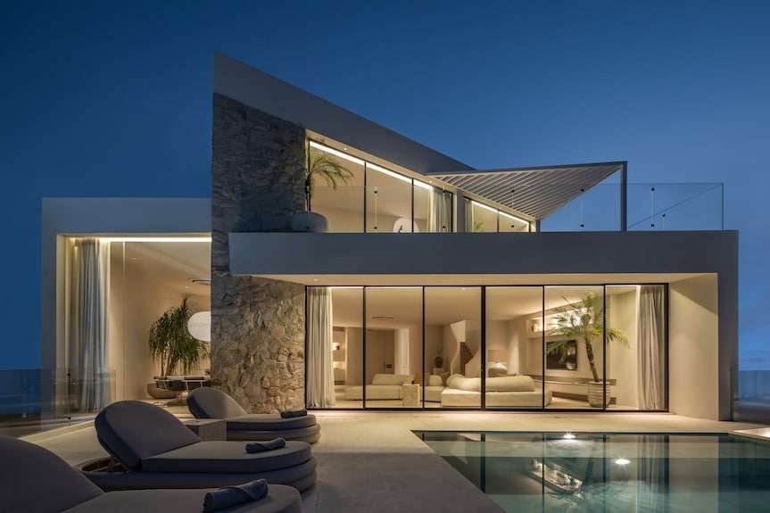 Exterior in S.H. Pure Balance by MORANID, featuring neurodesign-informed spatial clarity, and natural materials and warm textures.