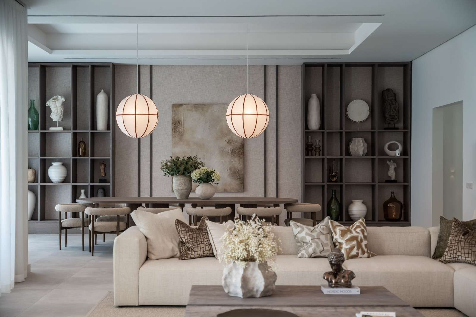 E.M. HOUSE, Modern Tranquility