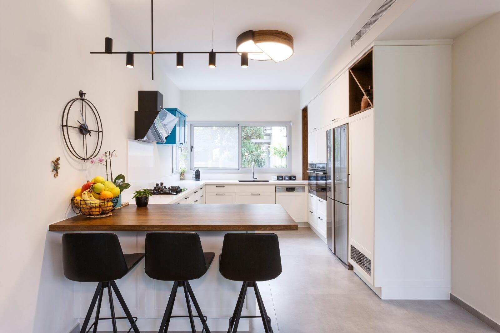 Kitchen · H.H. House · MORANID Kitchen in H.H. House by MORANID, featuring human-centered residential design and refined material balance.